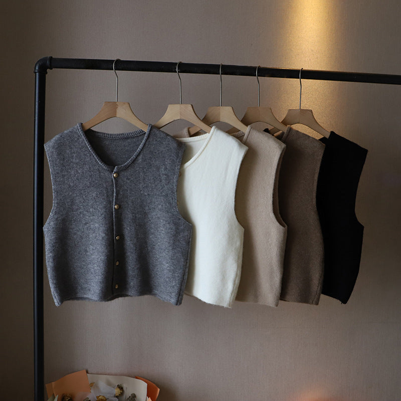 La Raffinatezza Soft Vest by Sofia Amoretti